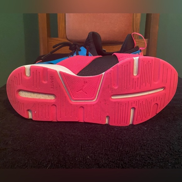 Puma Ignite Shoes Size 4C Girls Lace Blue Pink Black Sneaker Running Wal… - Picture 2 of 6